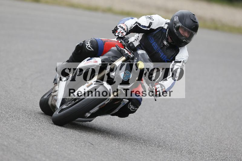 /09 19.04.2026  Caremotion get faster ADR/Gruppe gelb/3